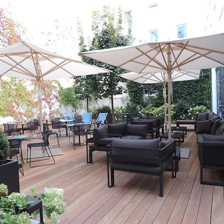 Motel One Nuernberg-Plaerrer Экстерьер фото
