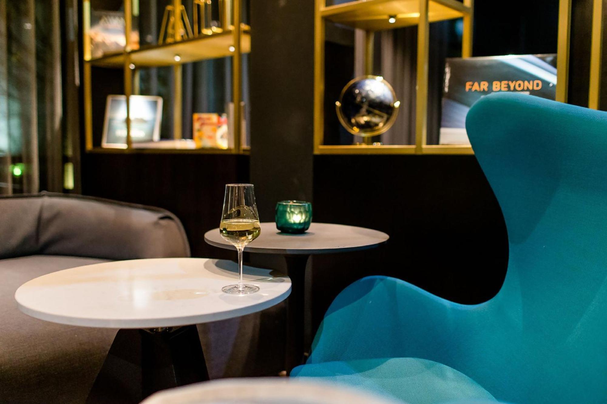 Motel One Nuernberg-Plaerrer Экстерьер фото